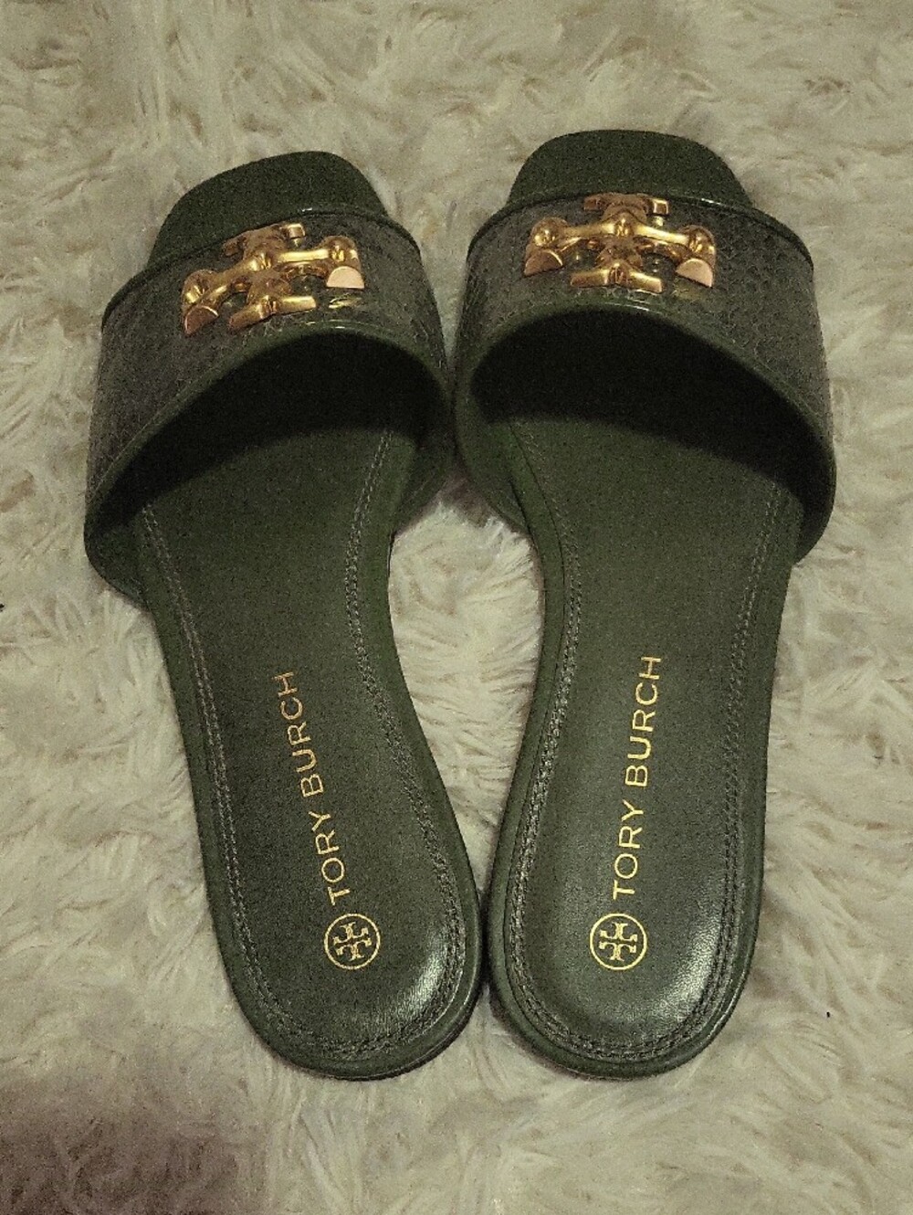 Tory Burch Olive Green Slide Mules with Gold Logo Emblem - Picture 4 of 9